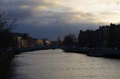 Dublin110.JPG (104036 octets)