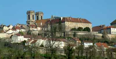 Langres3.jpg (7763 octets)