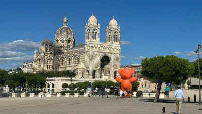 Marseille-2025-9.JPEG.jpg (21850 octets)